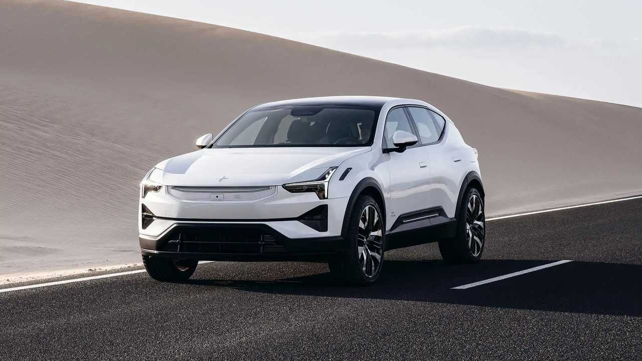 Polestar 3 electric SUVs cost a lot in 2025