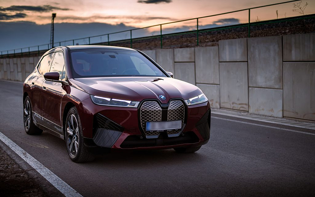 Everything you need to know about electric cars made by BMW