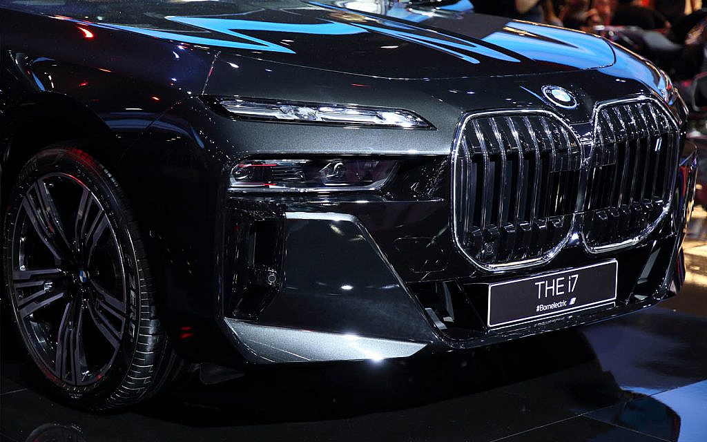 Everything you need to know about electric cars made by BMW
