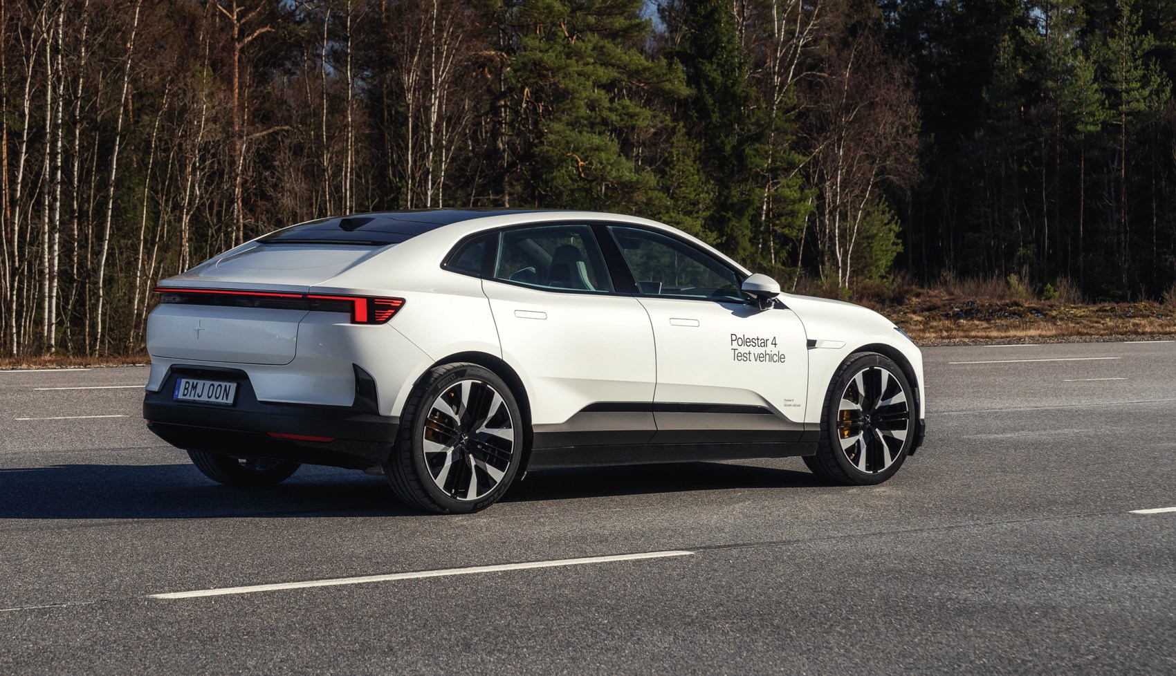 Don't look away from the Polestar 4 Prototype 