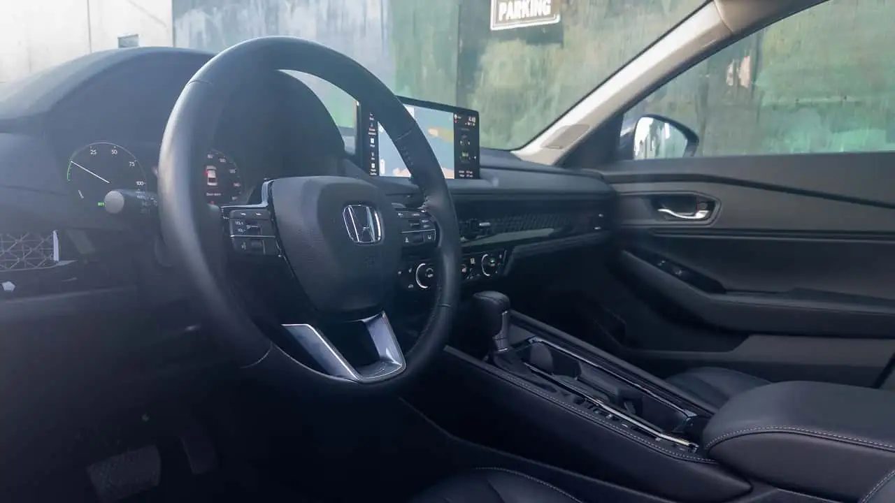 Hybrid cars like the Honda Accord have a lot of good points