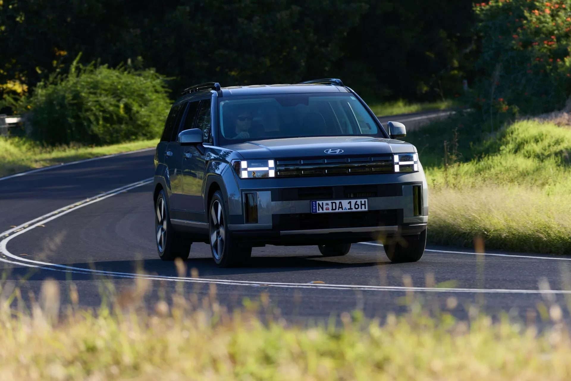 The Hyundai Santa Fe 2025 is superior in every respect