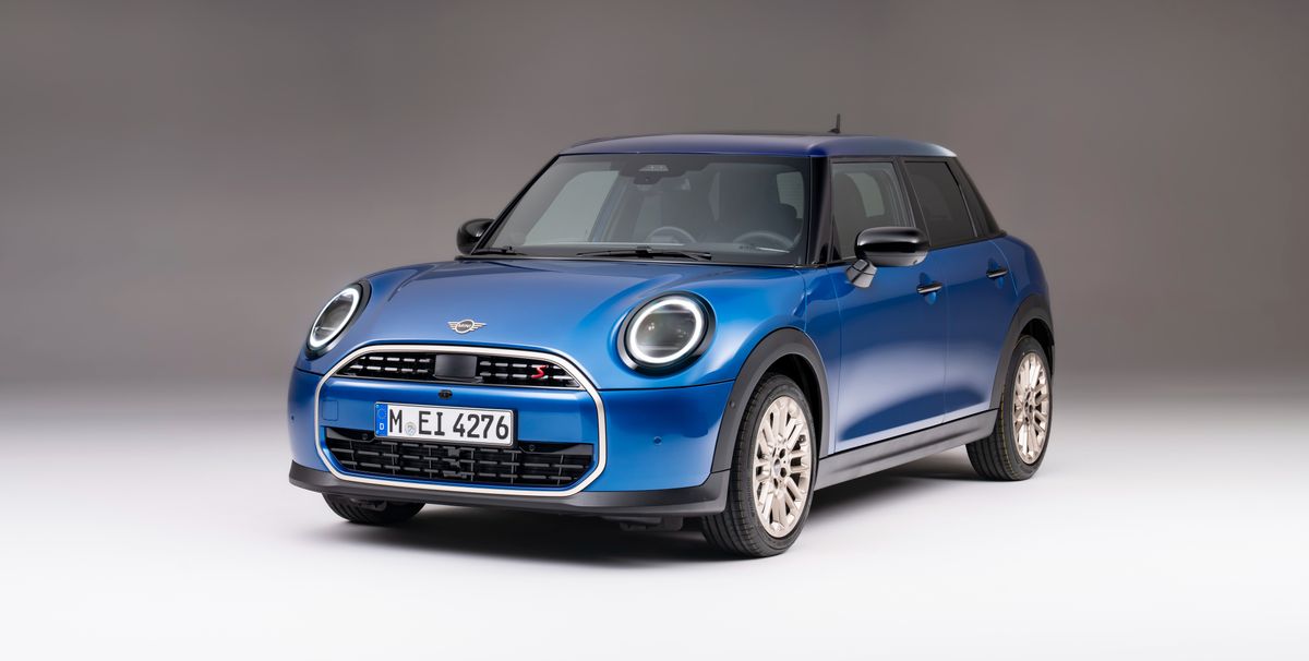 An expanded four-door Mini Cooper will debut in 2025